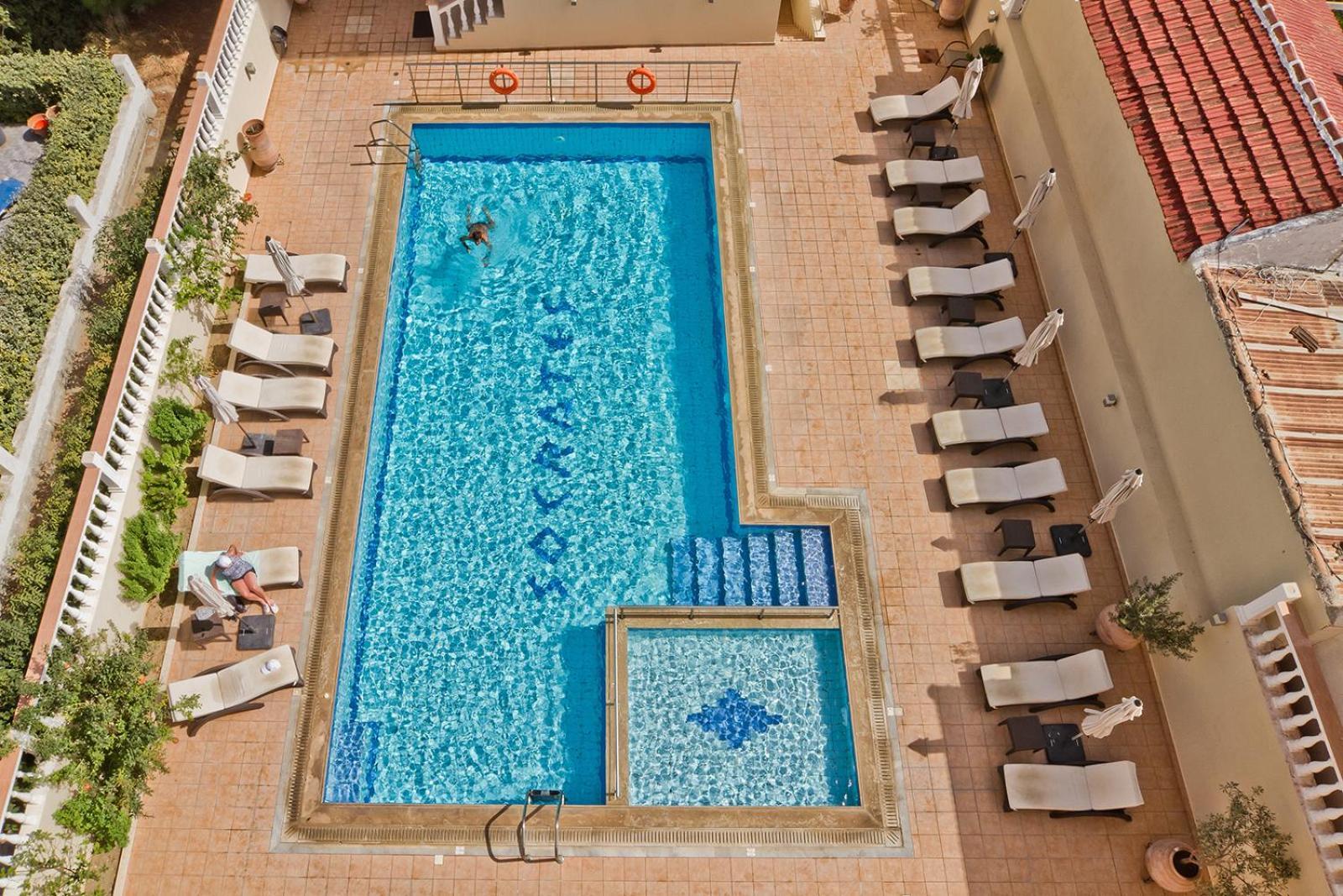 Socrates Hotel Apartments Karpathos Exterior foto